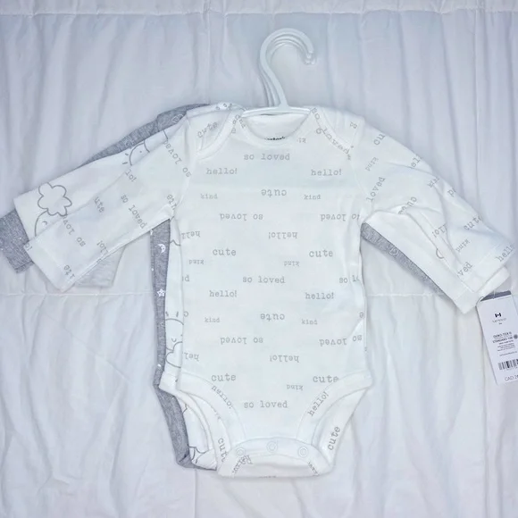 NWT 5pc Onesies set - Picture 1 of 7